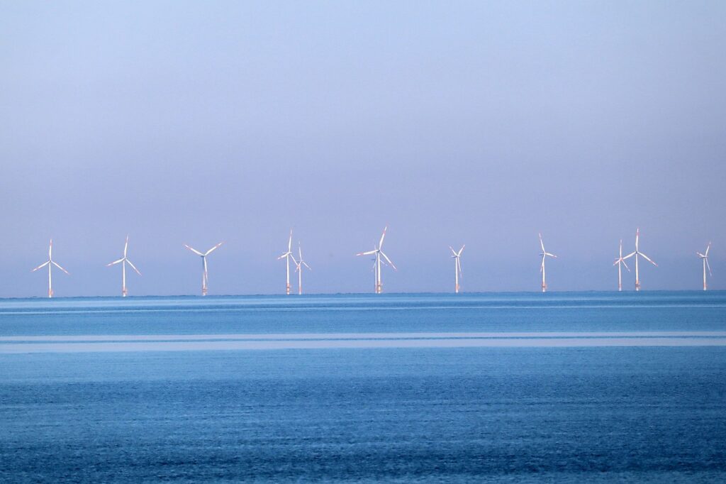 windmill 5622693 1280 Deep offshore Technology